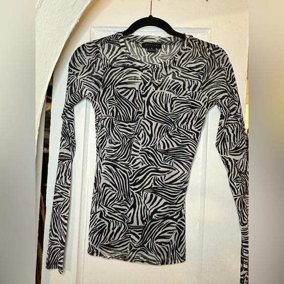 SANCTUARY MESH TOP - Picture 4 of 6